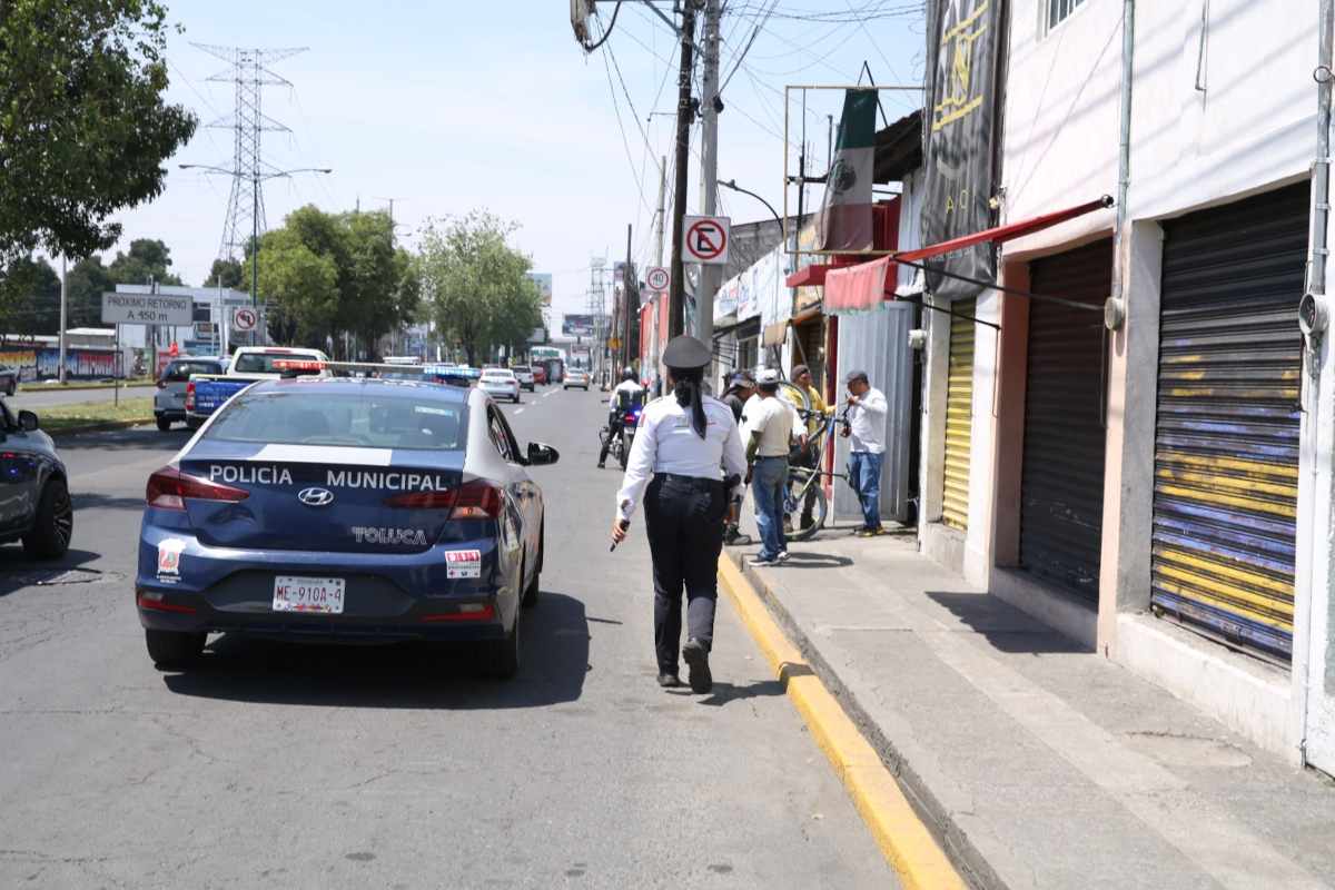 ¡Ojo automovilistas! Toluca liberará la avenida Hidalgo y retirará vehículos mal estacionados