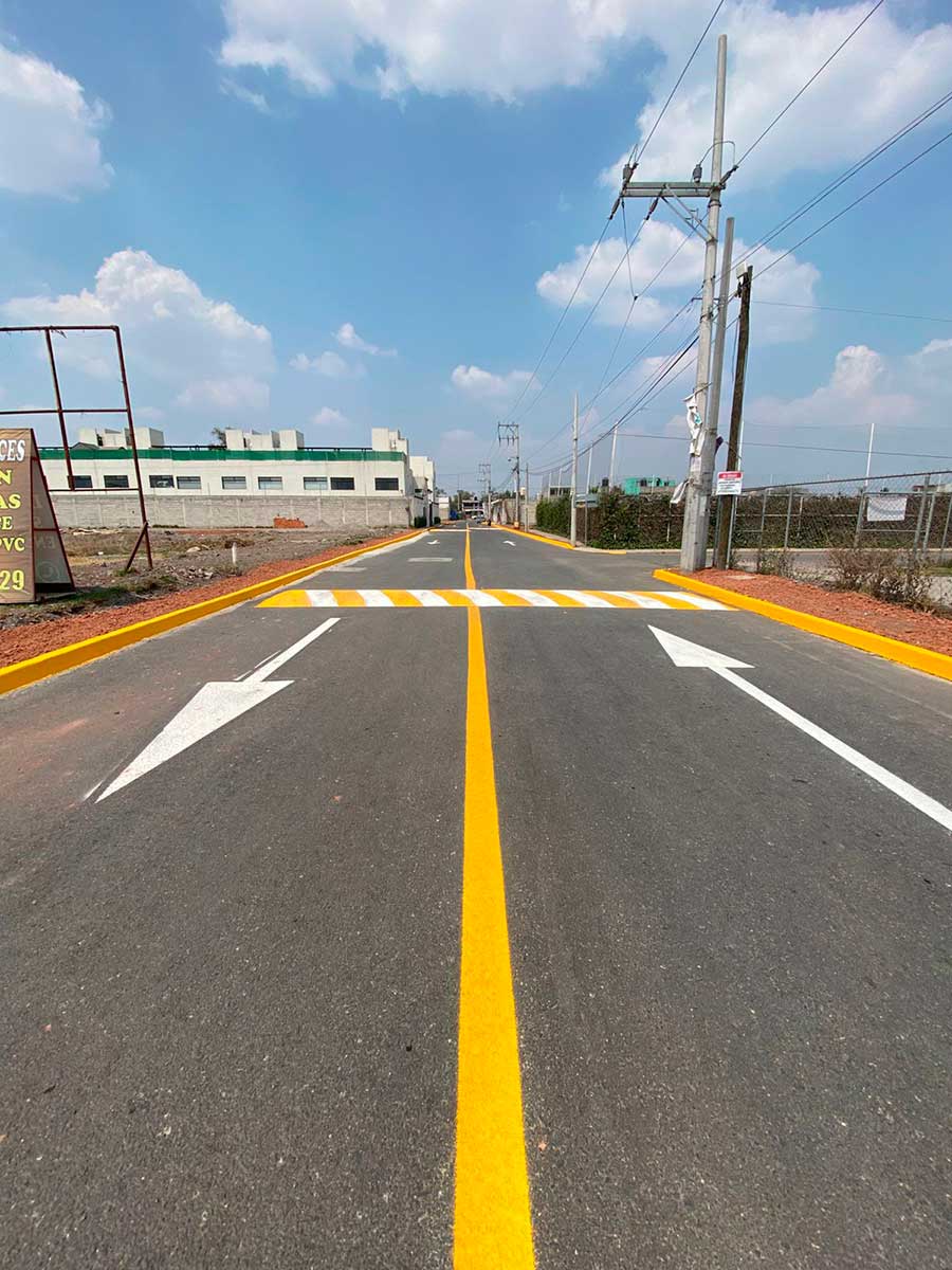Ana Muñiz entrega infraestructura vial en San Mateo Atenco.