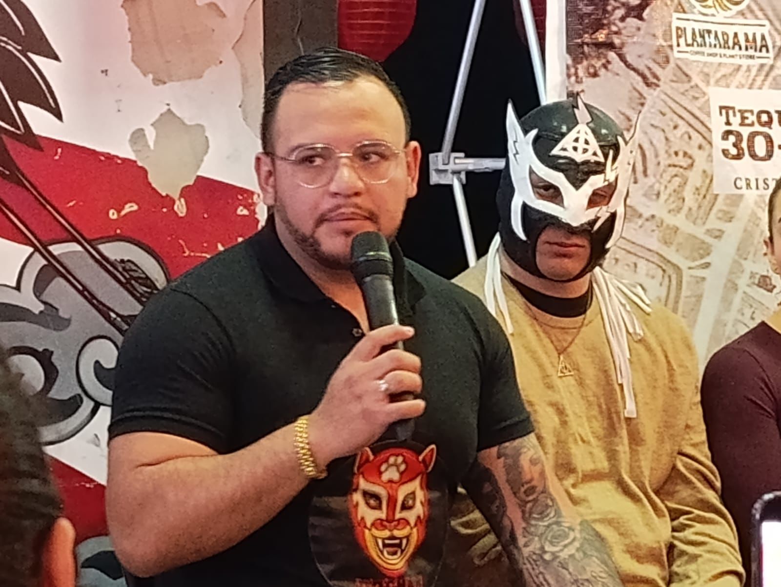 Anuncian función de lucha libre Triple A en Toluca.