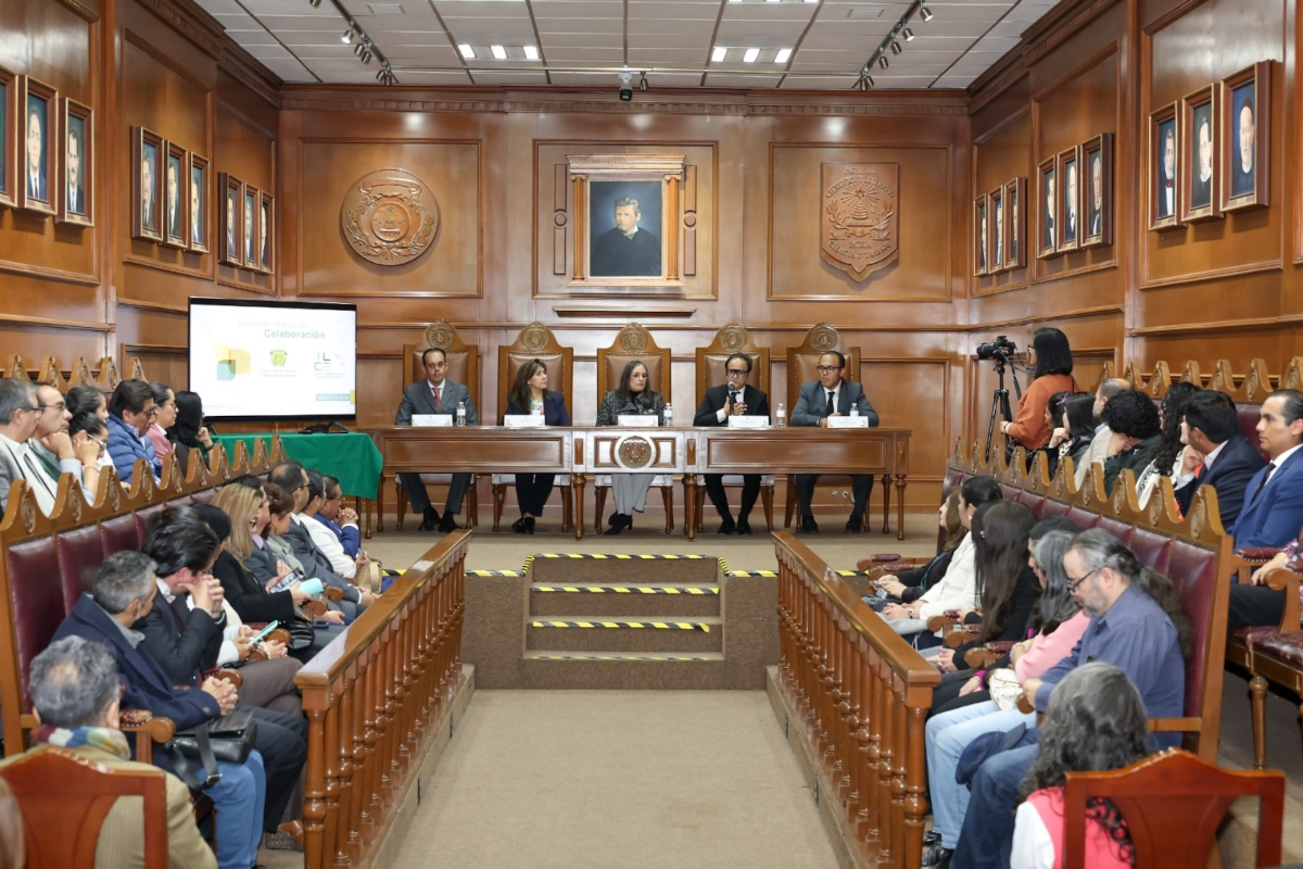 UAEMéx e ILCE firman convenio.