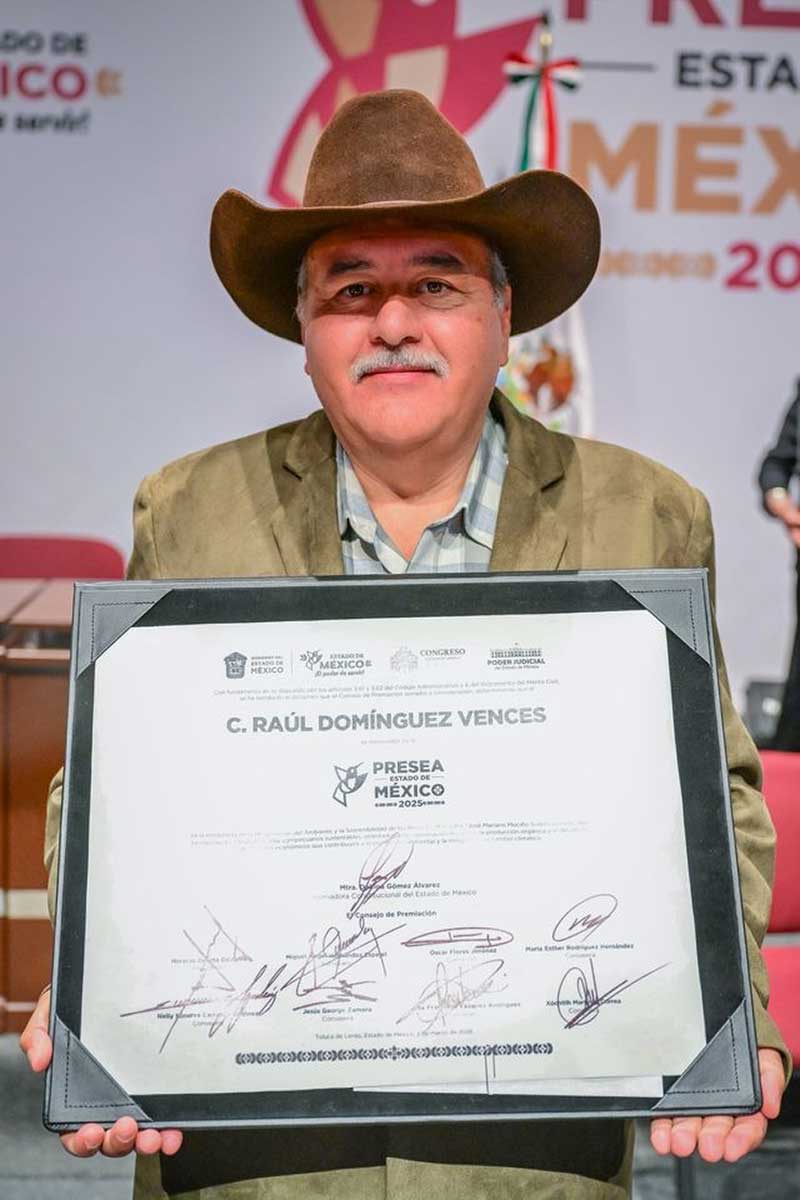 Egresado de la UAEMéx.