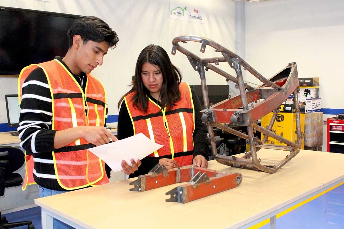 Gobierno del Estado de México lanza becas para estudiar en el extranjero en 2026