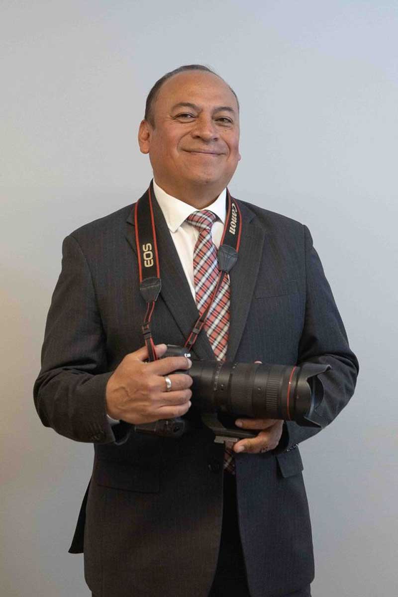 Lázaro hernández López, fotografo de la UAEMéx.