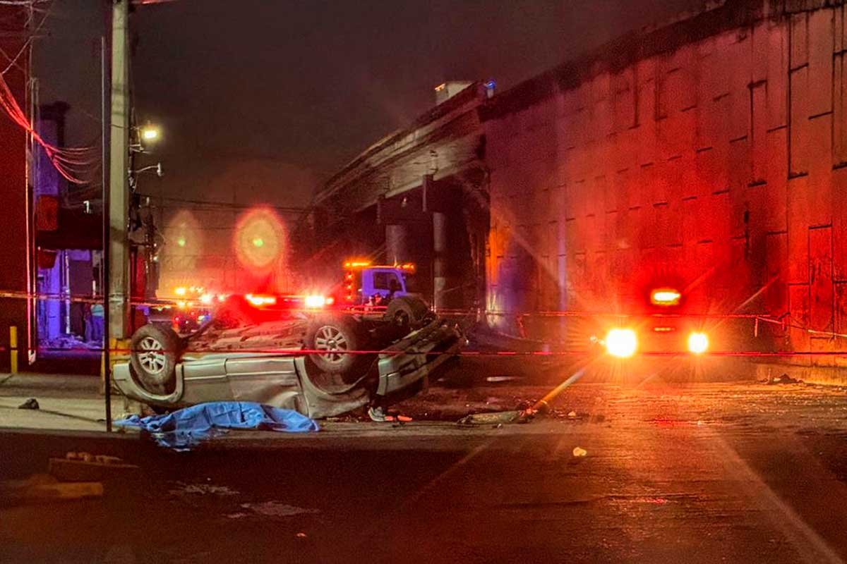 Una persona pierde la vida y otro resulta lesionado tras accidente en la Toluca-Naucalpan.