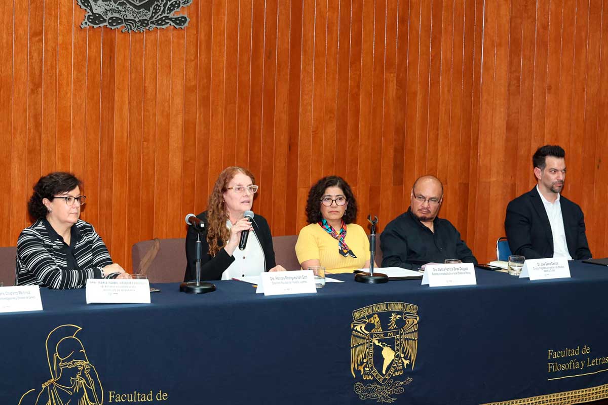Martha Patricia Zarza, rectora de la UAEMéx e la UNAM.