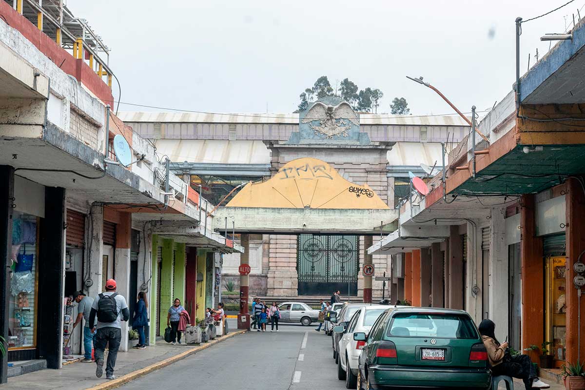Rehabilitan el Pasaje Curi para fortalecer la actividad económica en Toluca