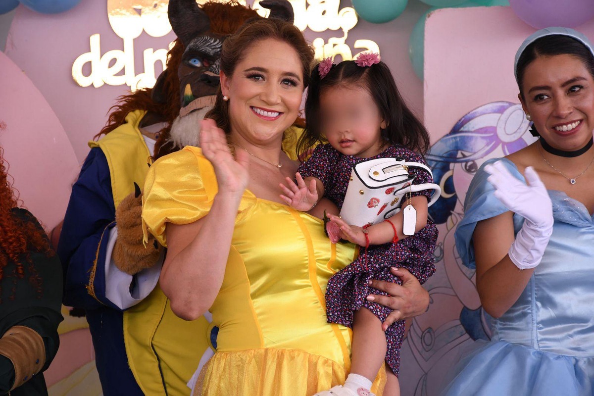 Celebración del Día del niño y la niña en San Mateo Atenco.