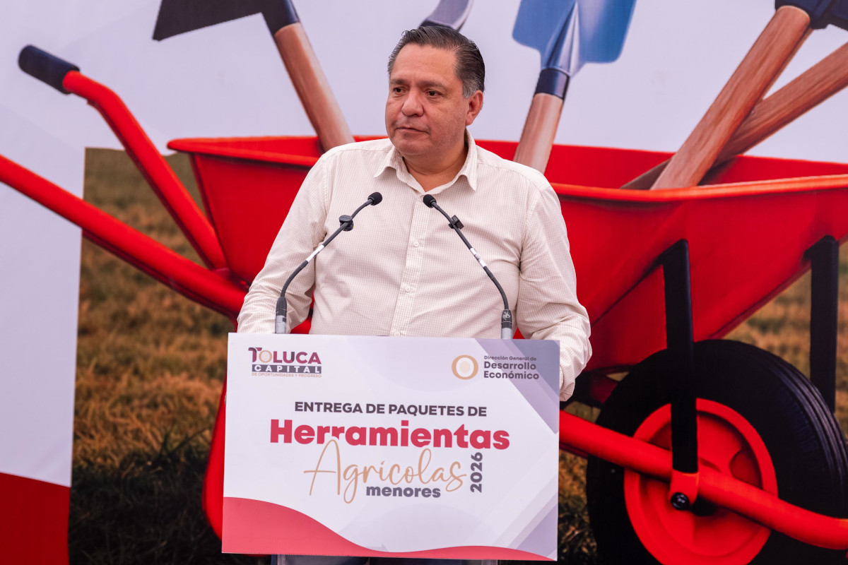 Entrega Ricardo Moreno 200 kits agrícolas para fortalecer el campo de Toluca