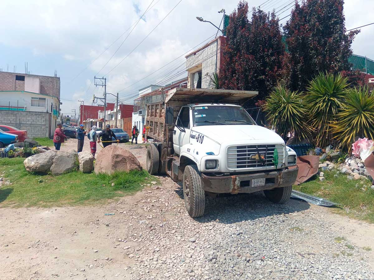 Gobierno de Toluca apoyará a familias afectadas por explosión en Capultitlán.