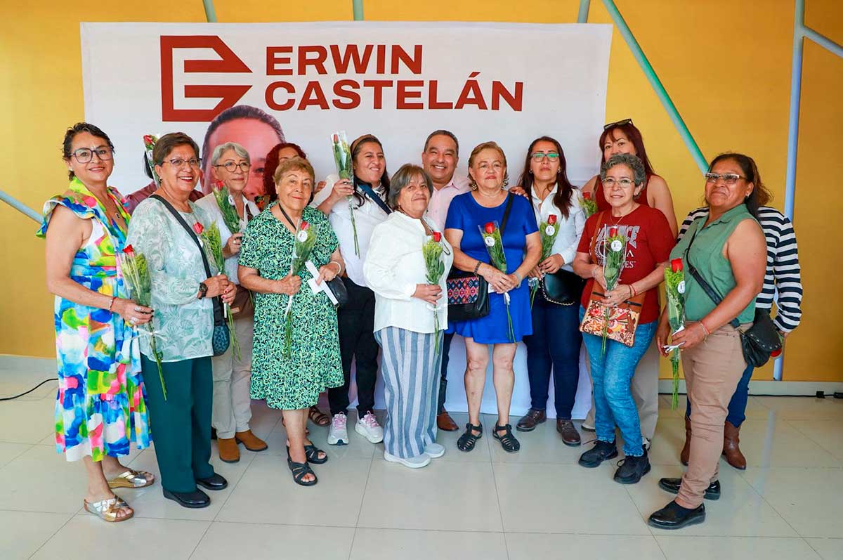 Grupo político en Coacalco reúne a más de 400 madres en festejo masivo