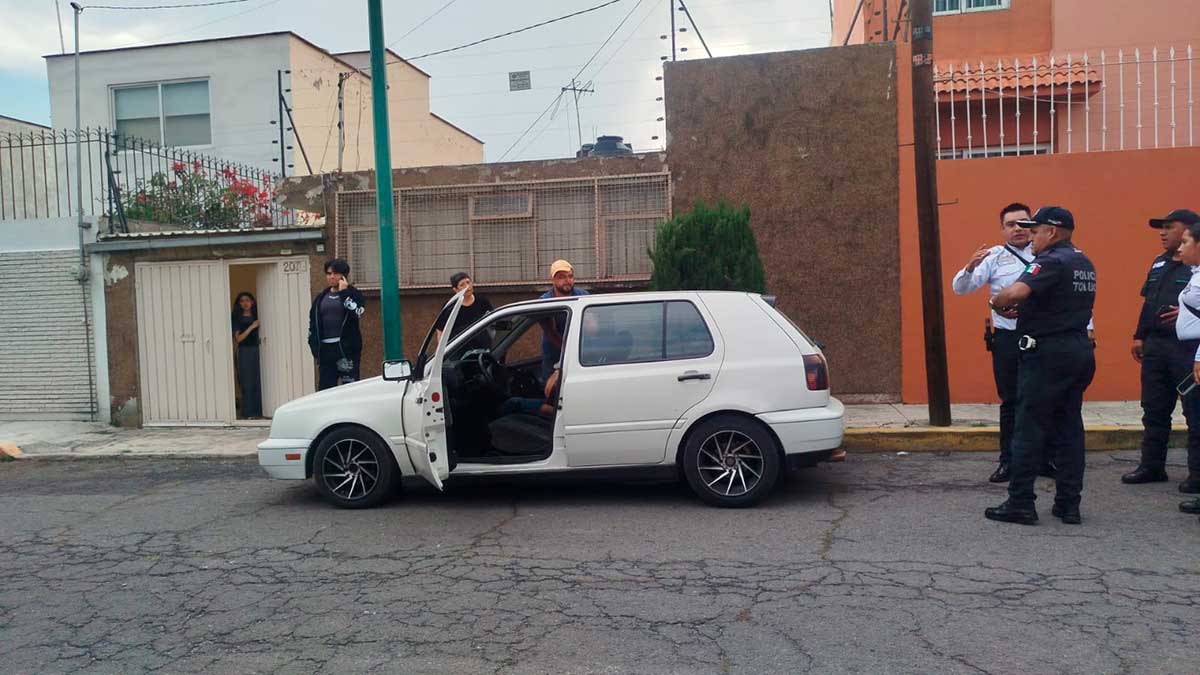 Operativo de seguridad tras asalto en Toluca.