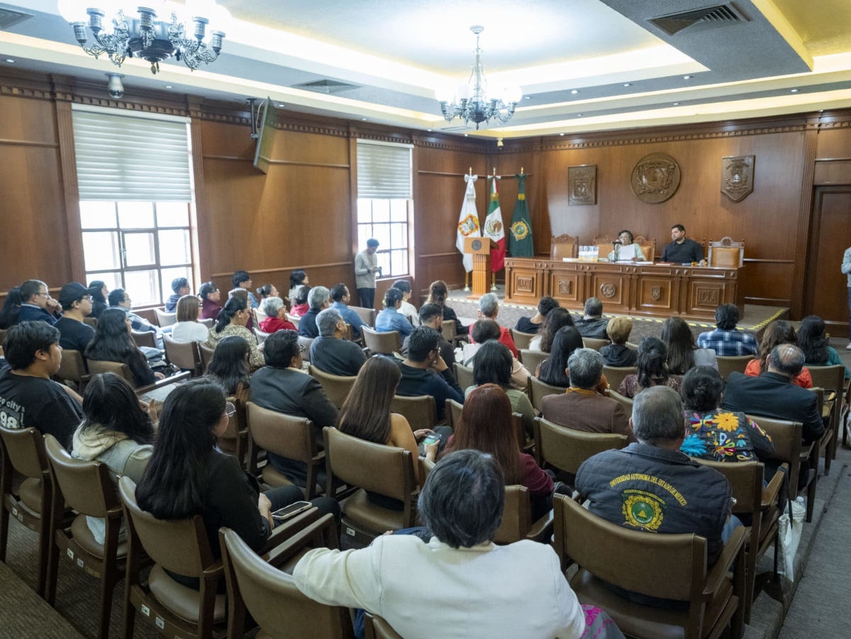 Se une la poesía y ciencia en la UAEMéx.