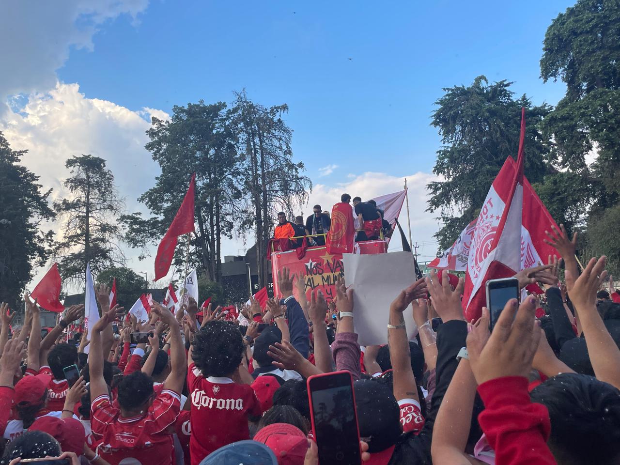 Celebración en Toluca a los Diablos Rojos por conquistar el título de la Concacaf Champions Cup.