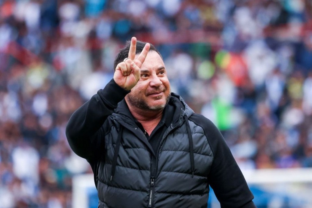 Antonio Mohamed técnico de los Diablos Rojos del Toluca.