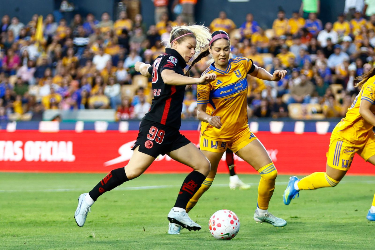 Toluca Femenil hace historia y elimina a Tigres para avanzar a semifinales
