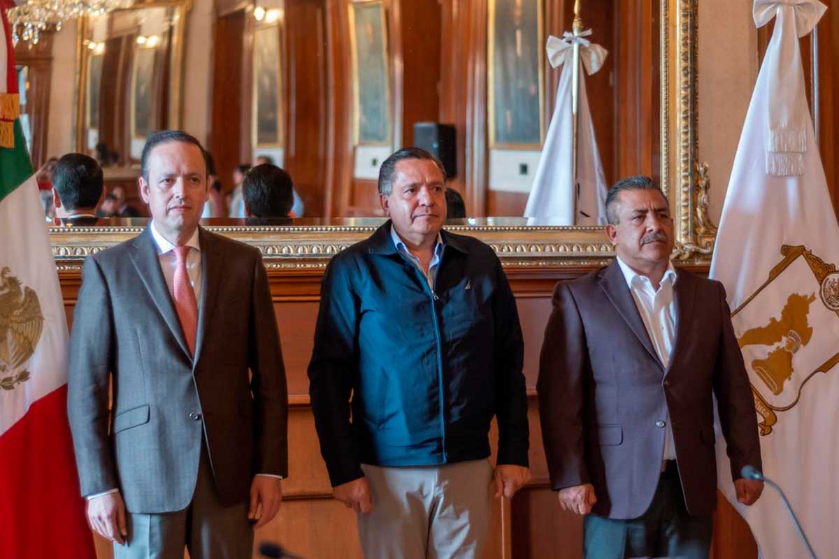 Toluca aprueba doncación de terrenos para guarderías del IMSS.