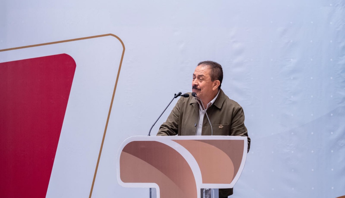 Toluca recibe inversión millonaria en educación.