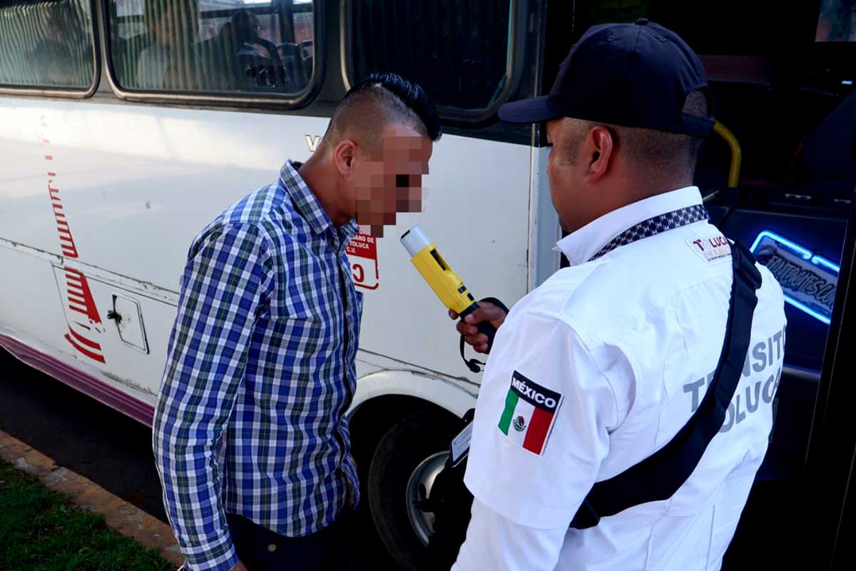 Toluca sanciona a cuatro taxistas por conducir alcoholizados en operativo de seguridad