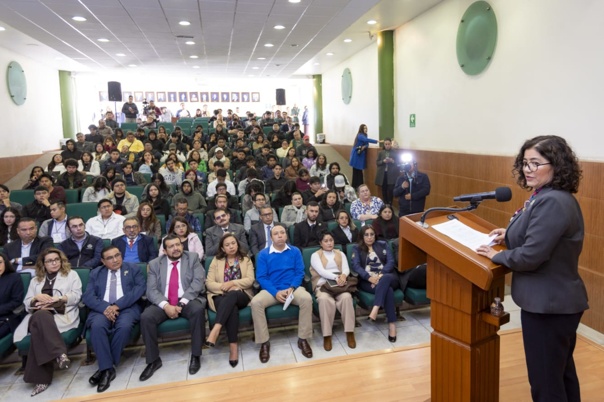 Conferencia sobre innovación en la UAEMéx.