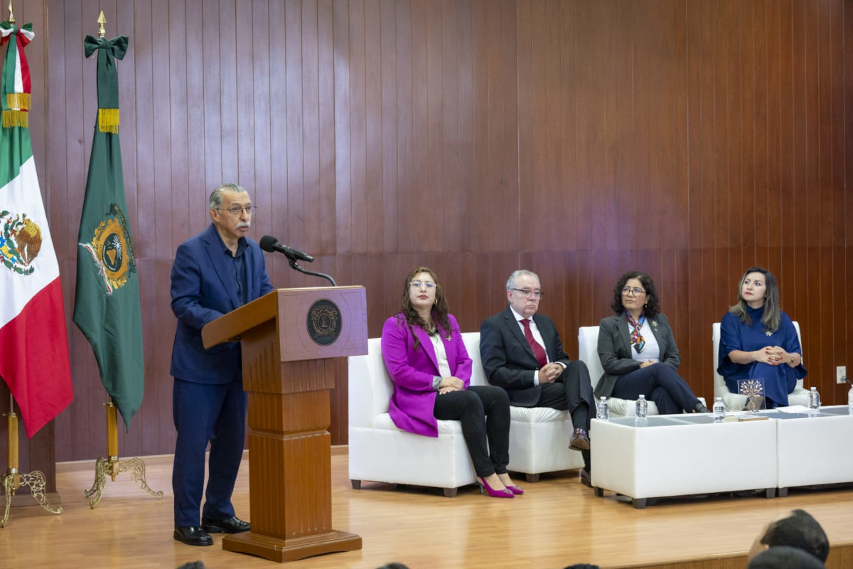 Conferencia sobre innovación en la UAEMéx.