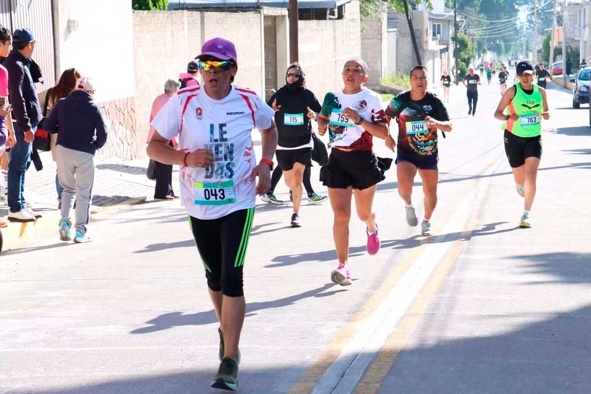 Carrera por el Día del Padre reúne a más de 500 participantes en Zinacantepec