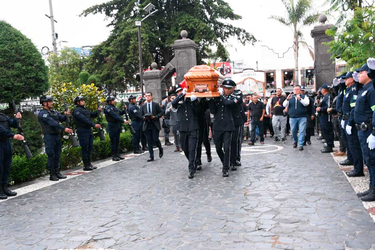 San Mateo Atenco despide con honores al policía Aldo Alfonso Campos Martínez, caído en cumplimiento de su deber