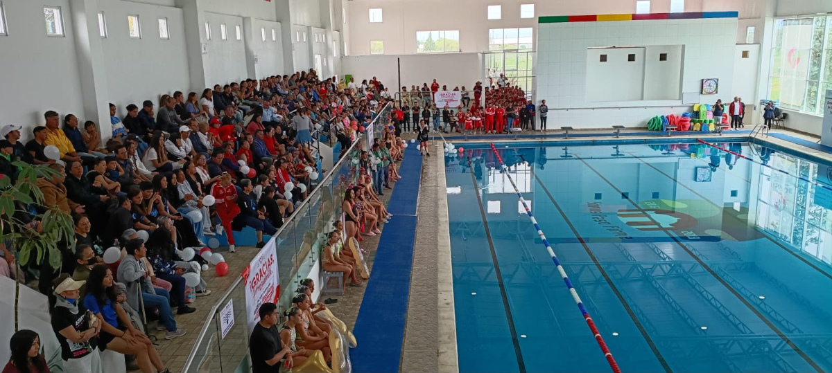 San Mateo atenco reabre alberca semiolímpica.