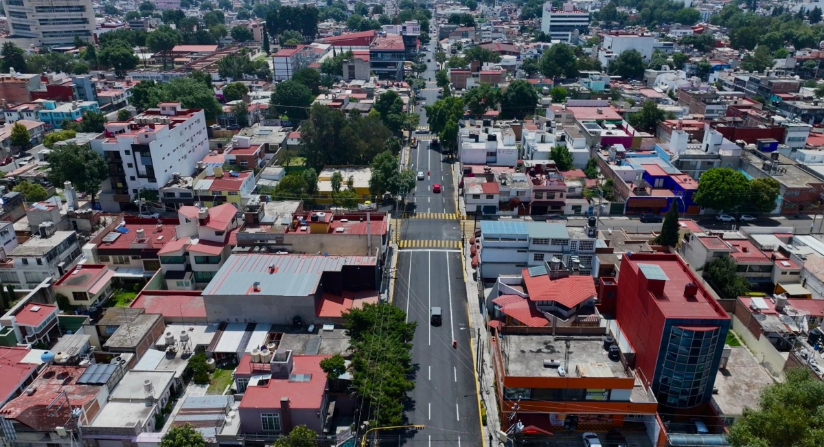 Toluca entrega rehabilitación de la calle Francisco Munguía.