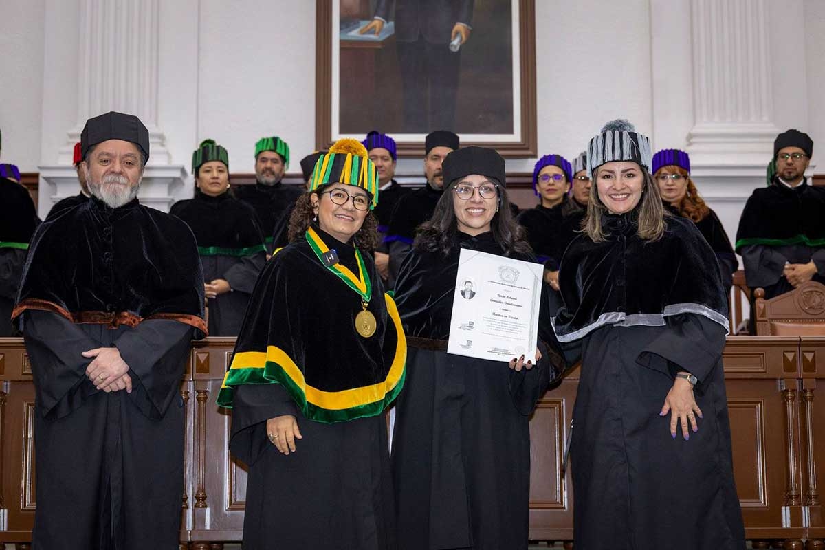 UAEMéx celebra a sus nuevos maestros y doctores; Silvia Torres destaca su papel como generadores de cambio