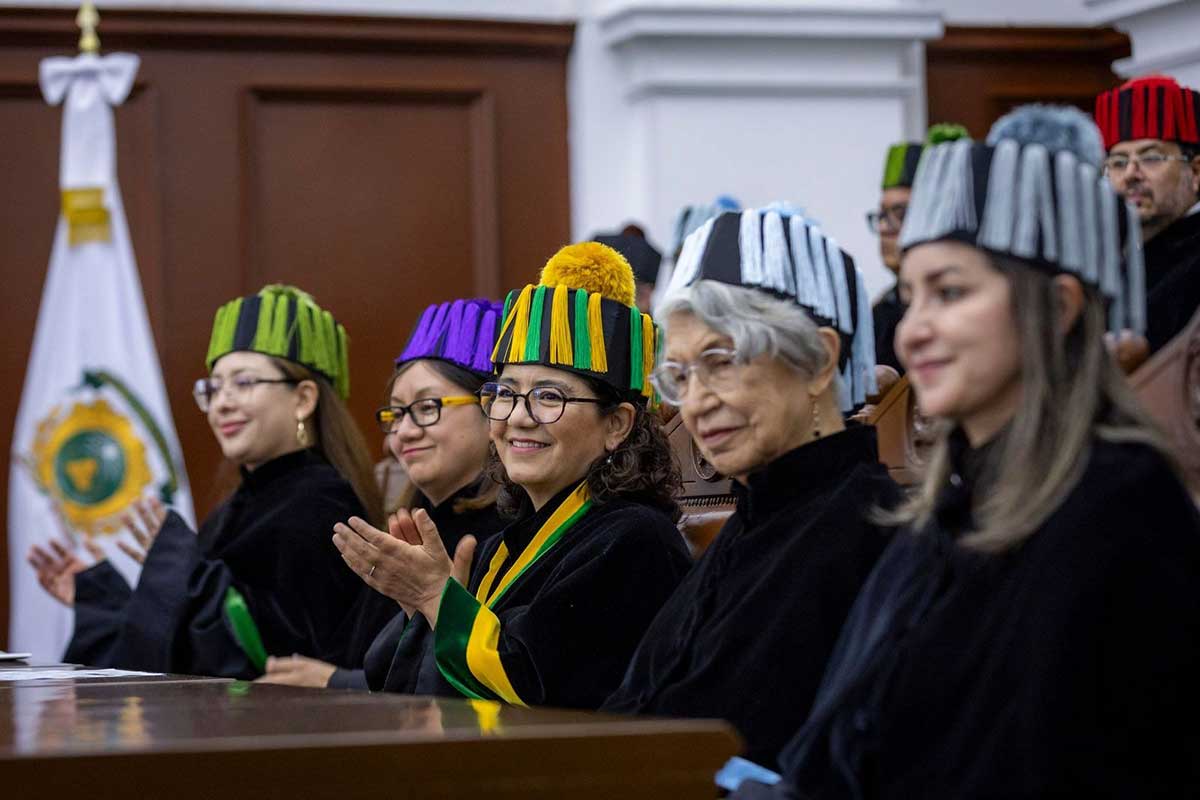 UAEMéx celebra a graduados de maestrías y doctorados.