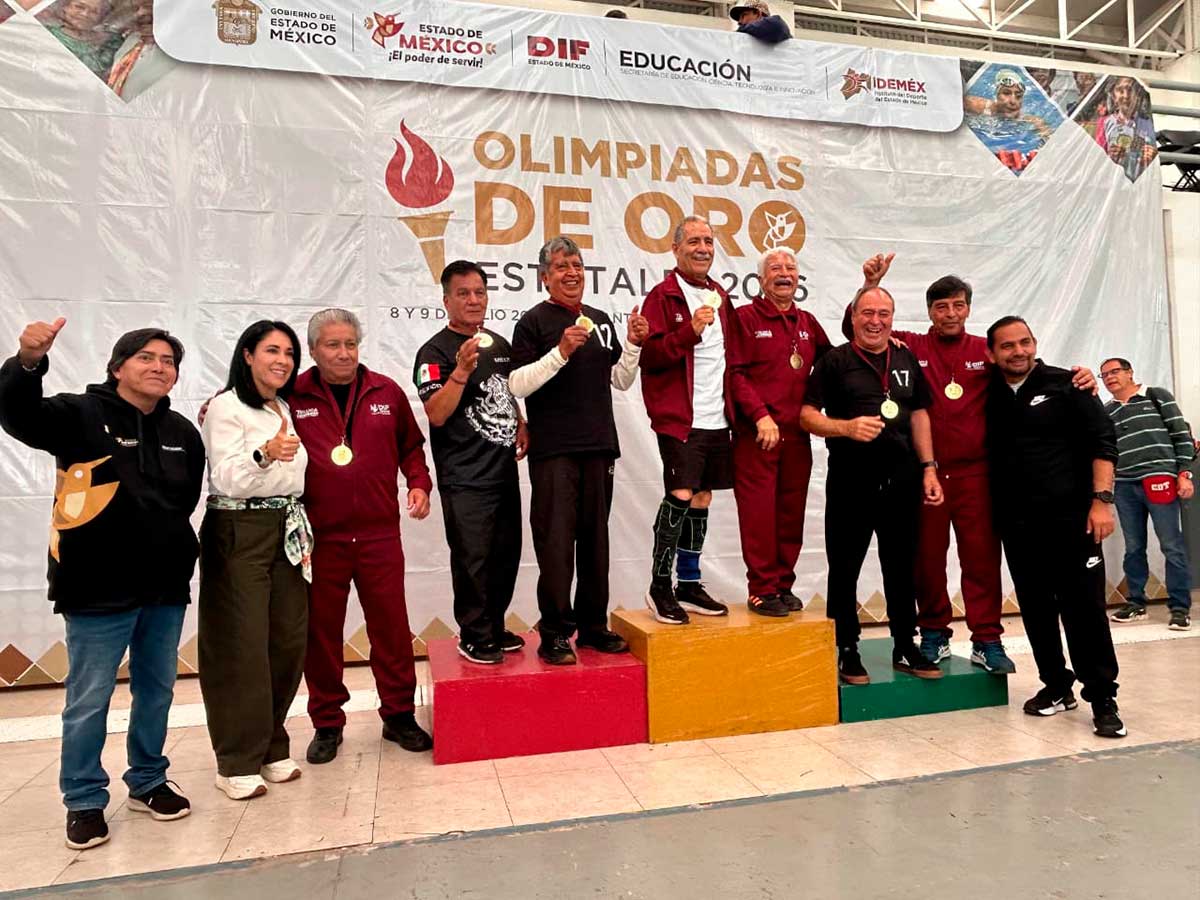 Adultos mayores delDIF Toluca participan en la Olimpiada de Oro.