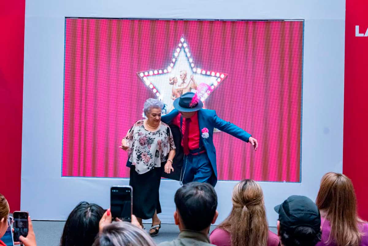 DIF Toluca anuncia concurso de baile para adultos mayores.