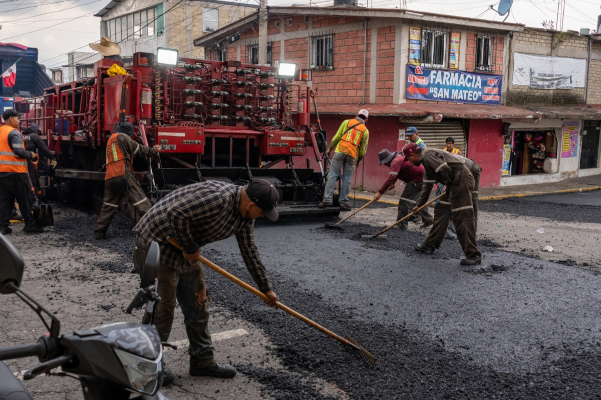 El «Diablo Dragón» inicia la rehabilitación de la calle Juan Aldama en San Mateo Oxtotitlán