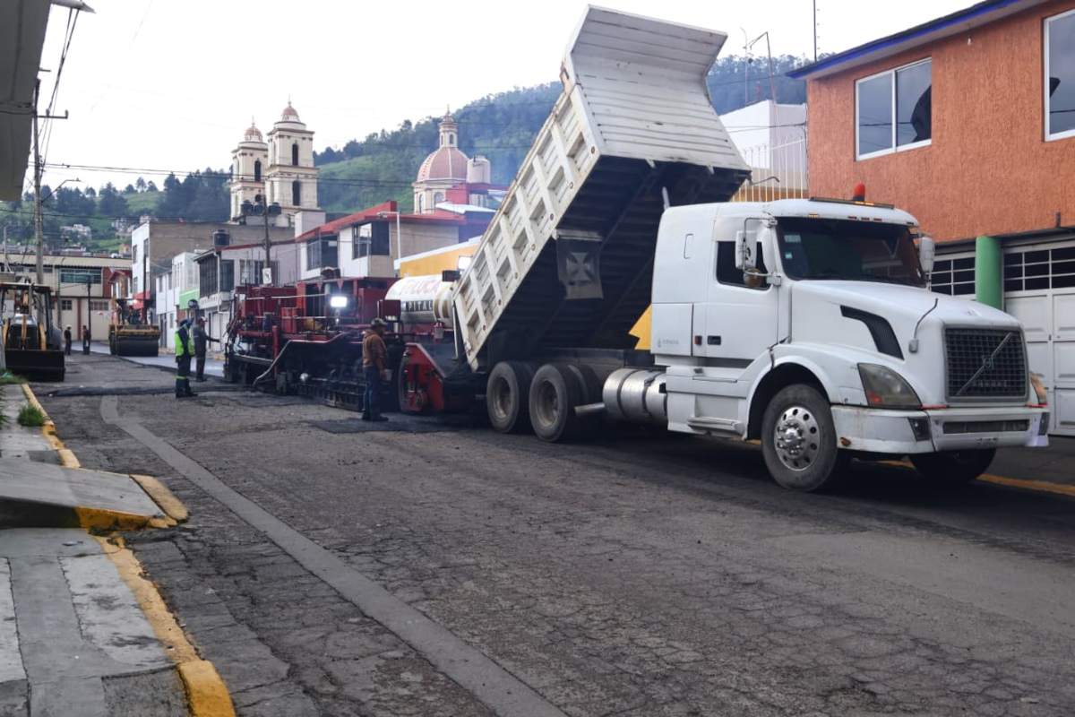 Rehabilitación de las calles de Toluca con el Diablo Dragón.