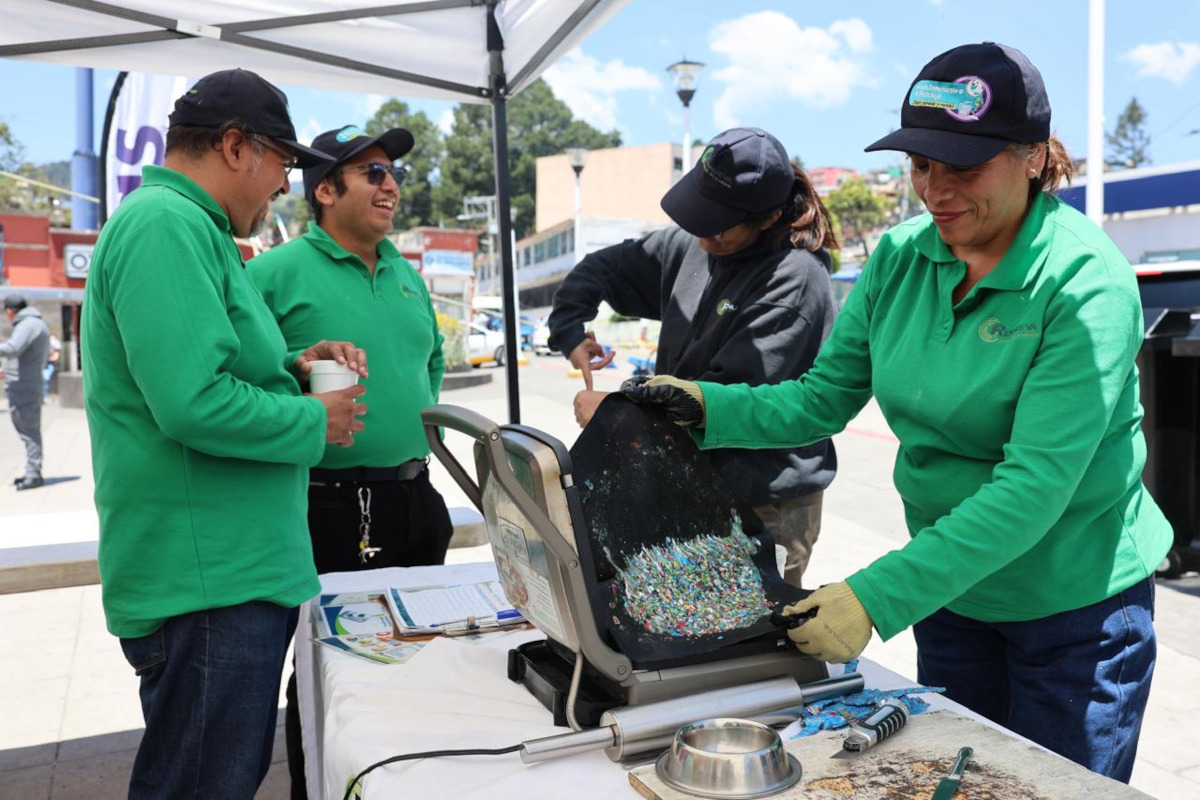 Huixquilucan recolecta tres toneladas de residuos electrónicos y plásticos para reciclar