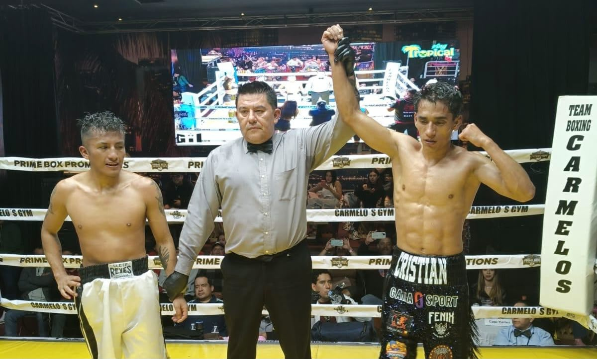 Función amateur de boxeadores en Metepec.