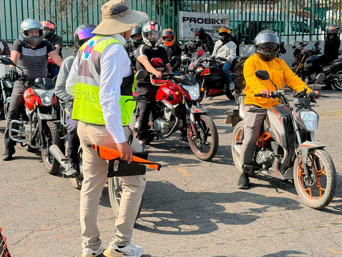 Edomex certifica motociclistas.