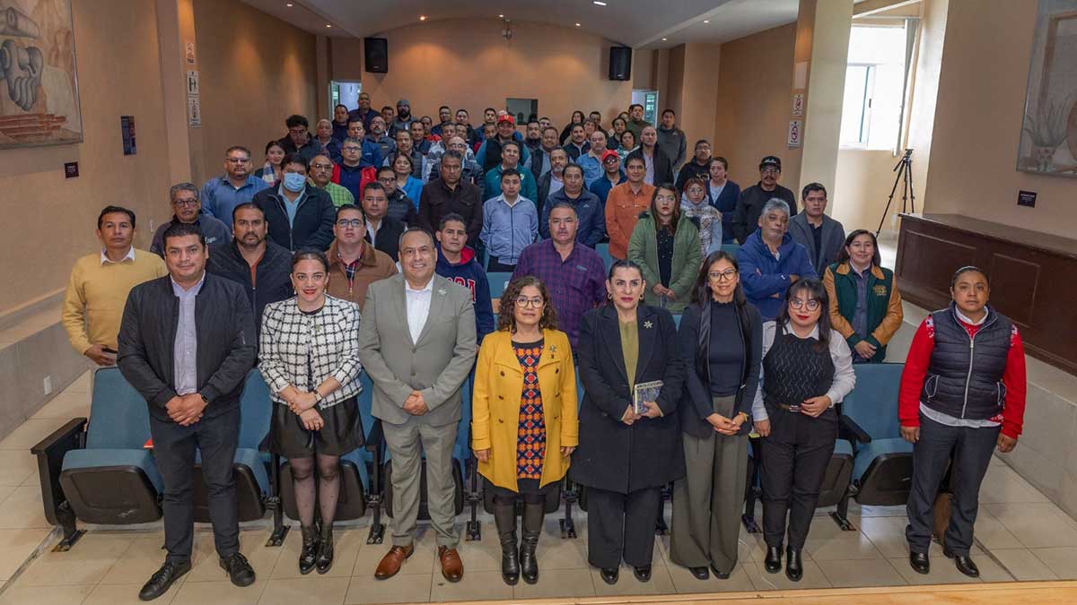 UAEMéx capacita a operadores del Potrobús para prevenir la violencia y fortalecer espacios seguros