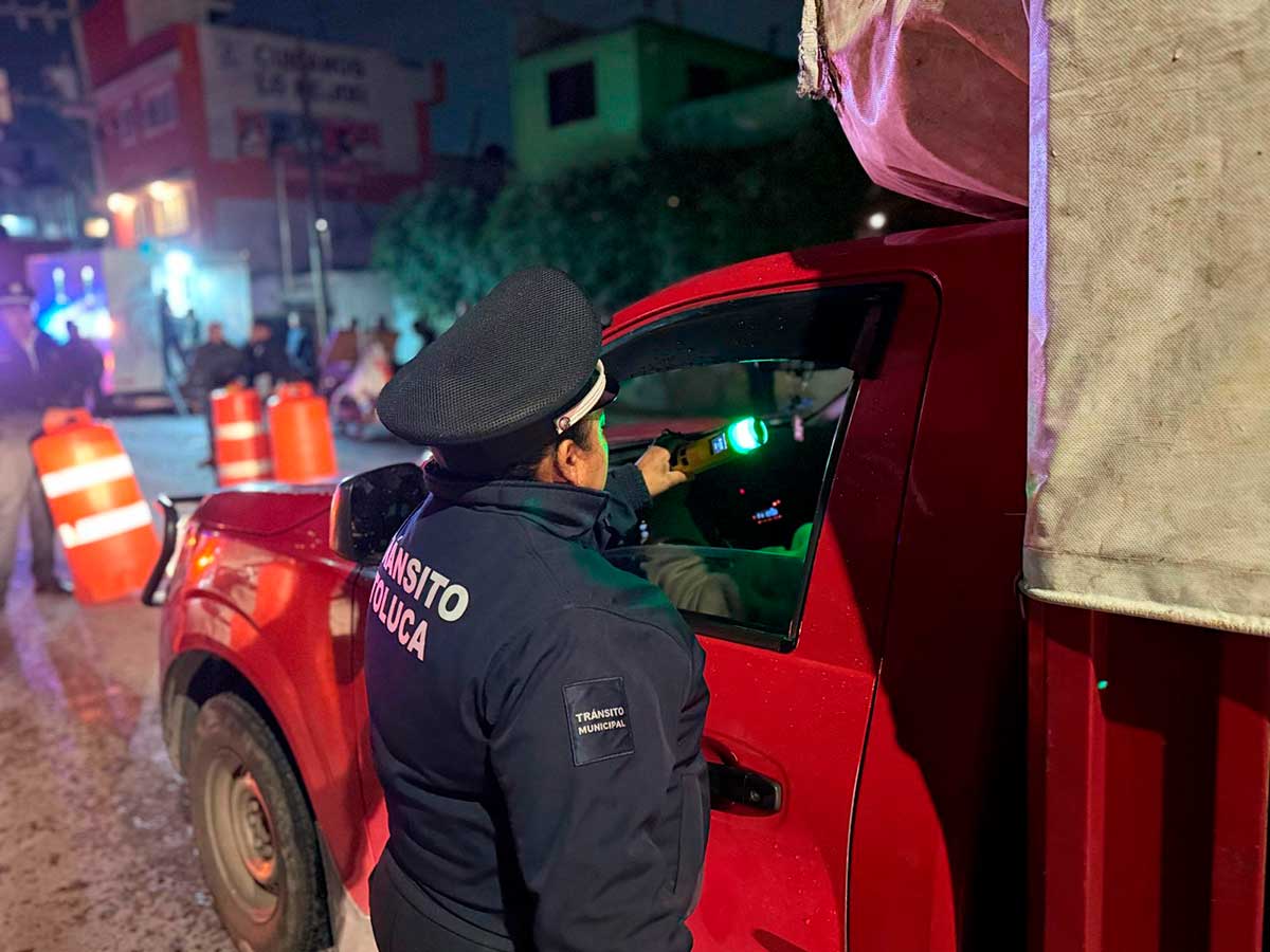 Operativo Conduce Sin alcohol en Toluca.