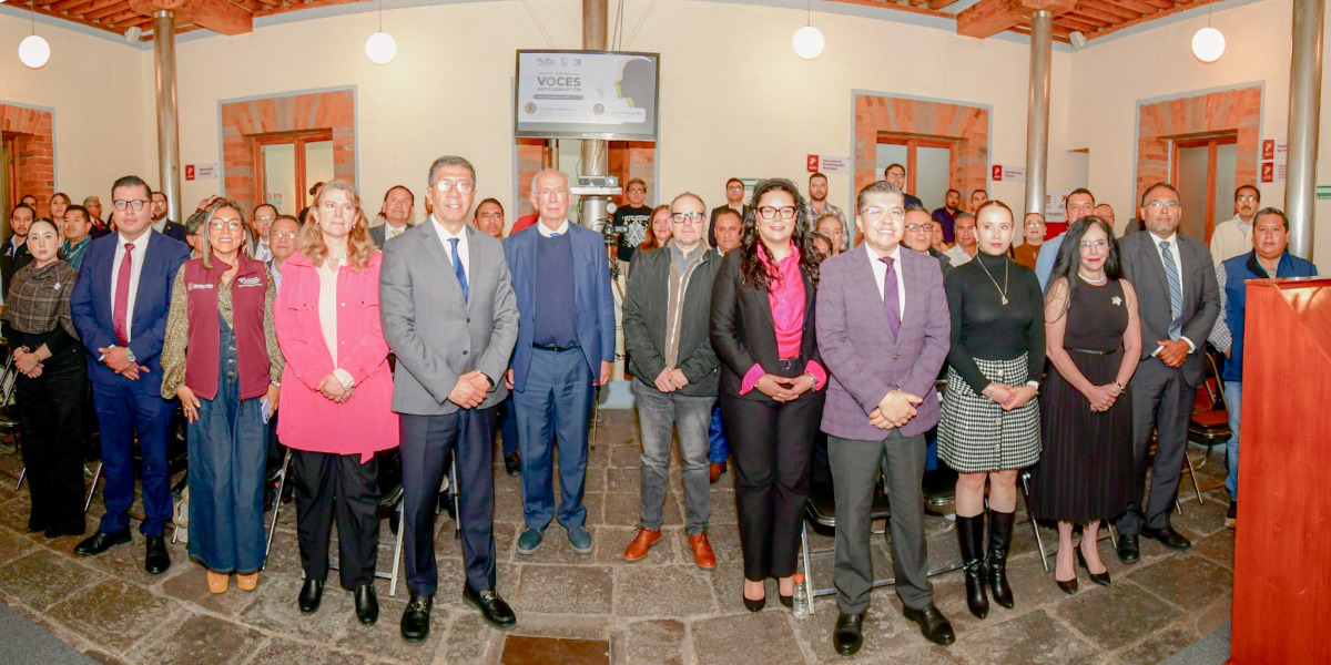 Conferencia de catedrático de la UNAM sobre la IA y el combate a la corrupción.