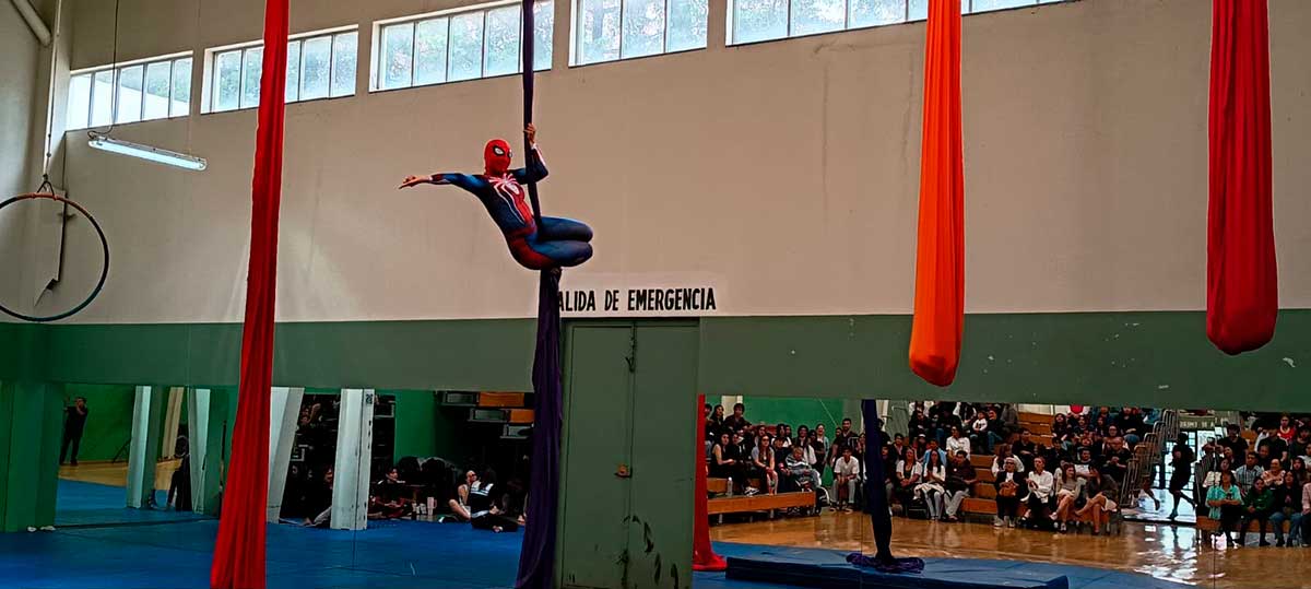 Danza Aérea en la UAEMéx.
