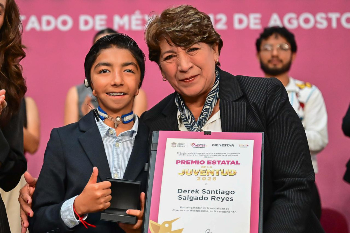 Delfina Gómez entrega el Premio Estatal de la Juventud 2026 a 30 jóvenes mexiquenses
