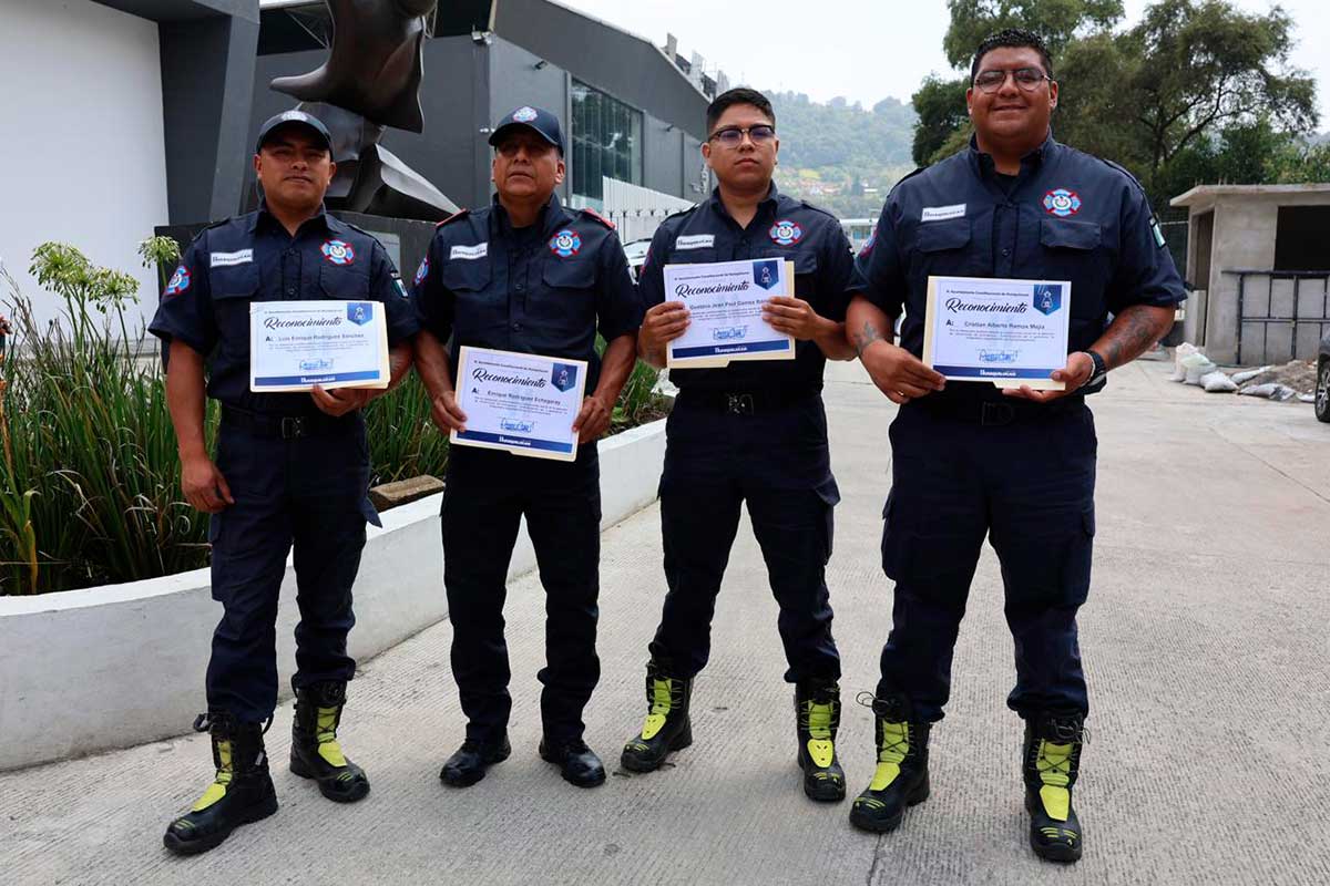 Huixquilucan reconoce a servidores públicos por atender emergencias con eficacia y valentía