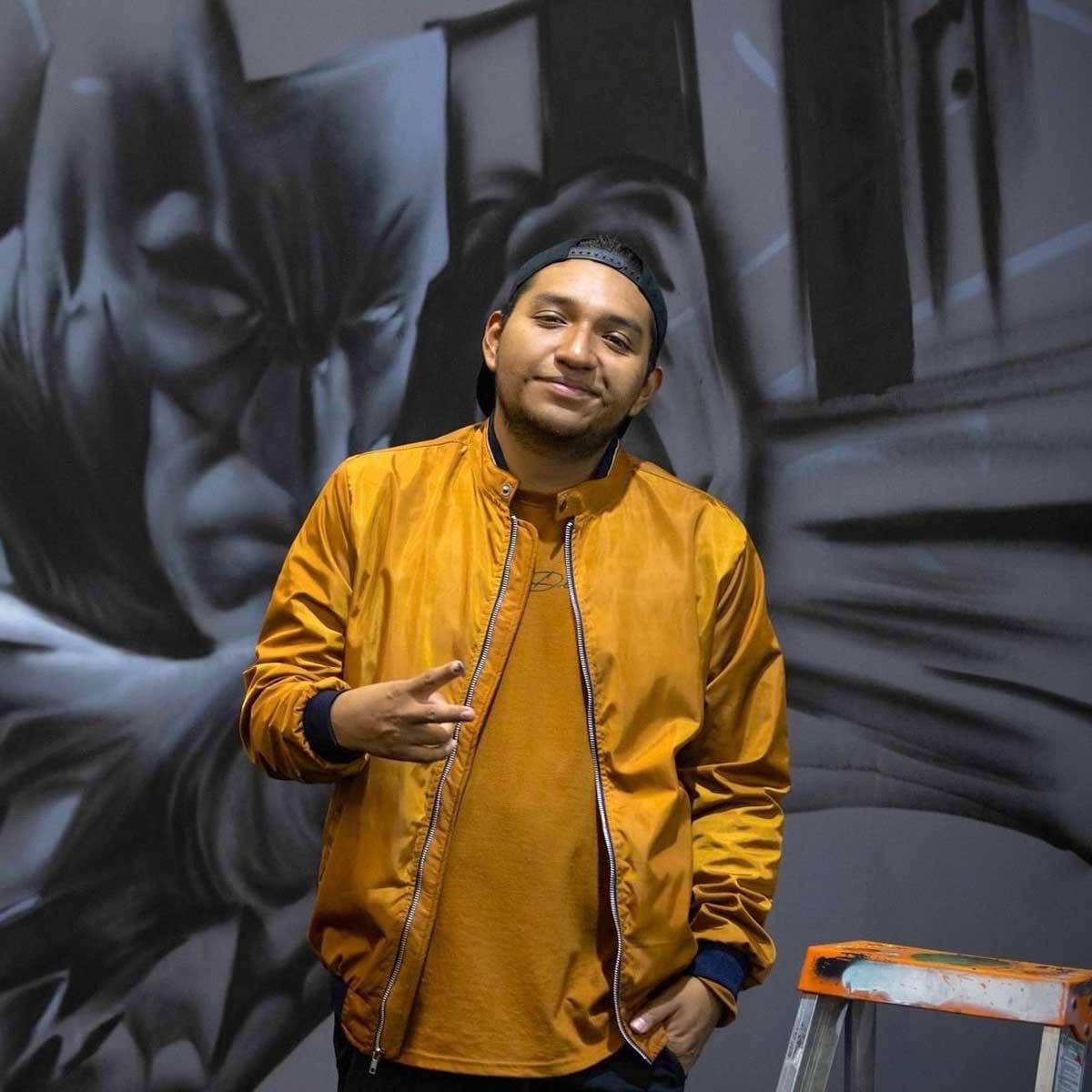 Nehos artista gráfico egresado de la UAEMéx participará en competencia en Rusia.