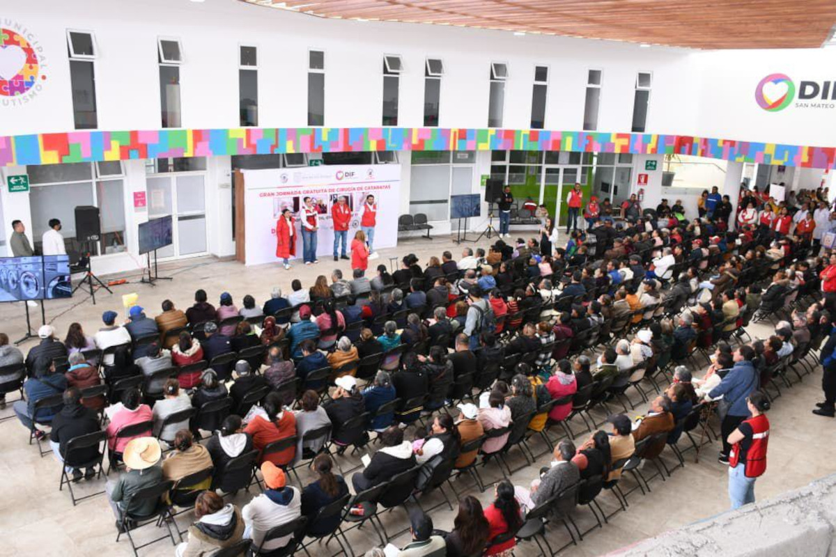San Mateo Atenco realiza jornada gratuita de cirigías de cataratas.