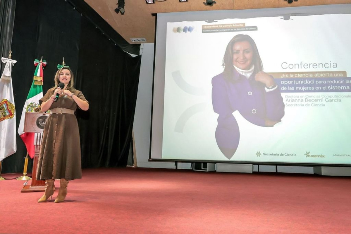 Conferencia sobre ciencia de la UAEMéx.