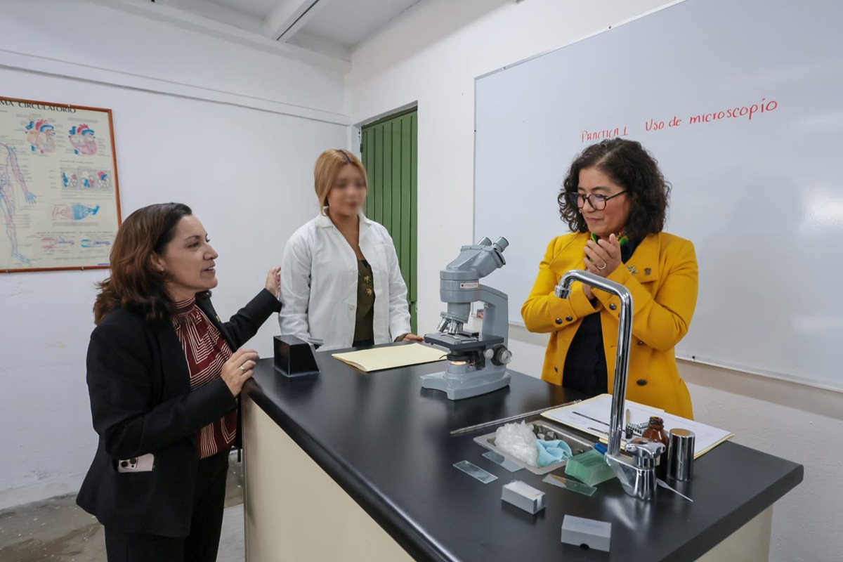 UAEMéx fortalece la educación media superior.