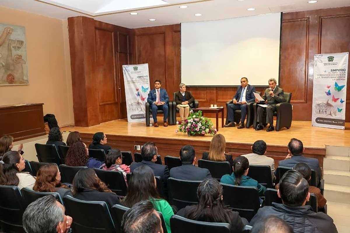UAEMéx analiza las nuevas tecnologías.