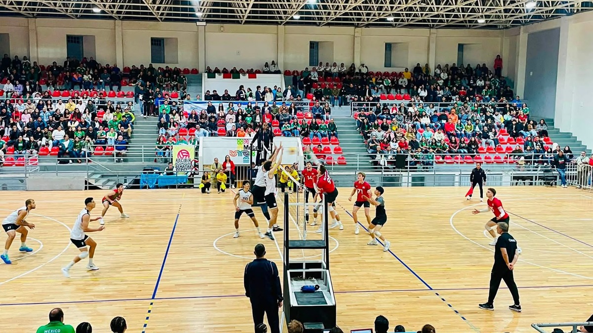 México pierde ante Canadá en Voleibol.