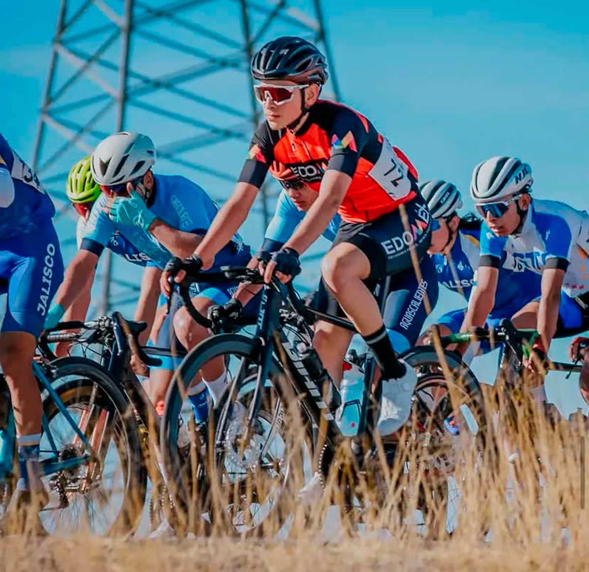 Invitan a la Vuelta Ciclista Estado de México 2026.